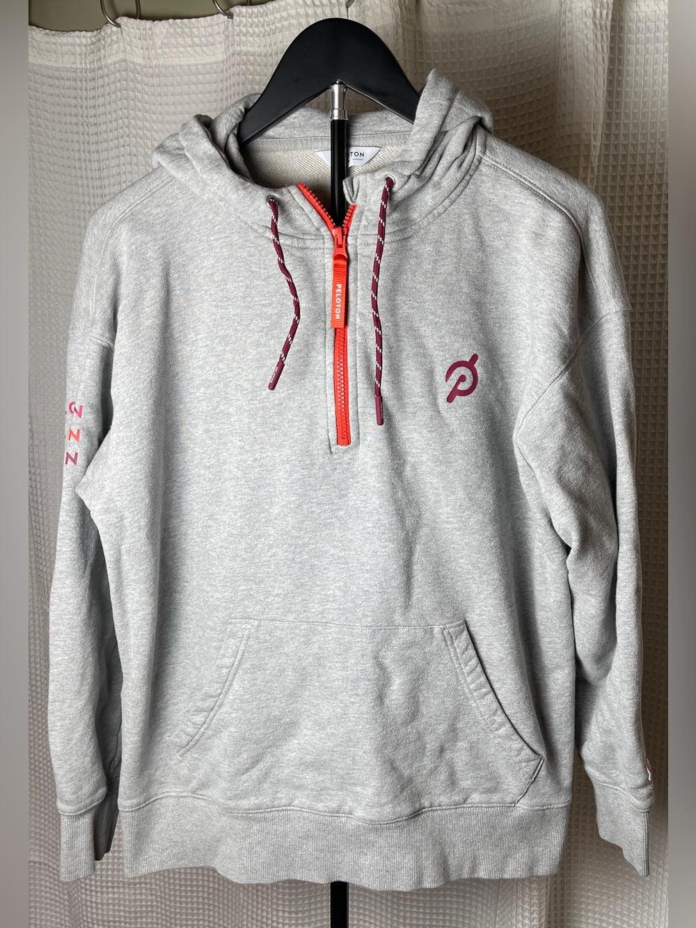 Peloton Womens Gray 1/2 Zip TWGF Relaxed Fit Long Sleeve Pullover Hoodie Size M